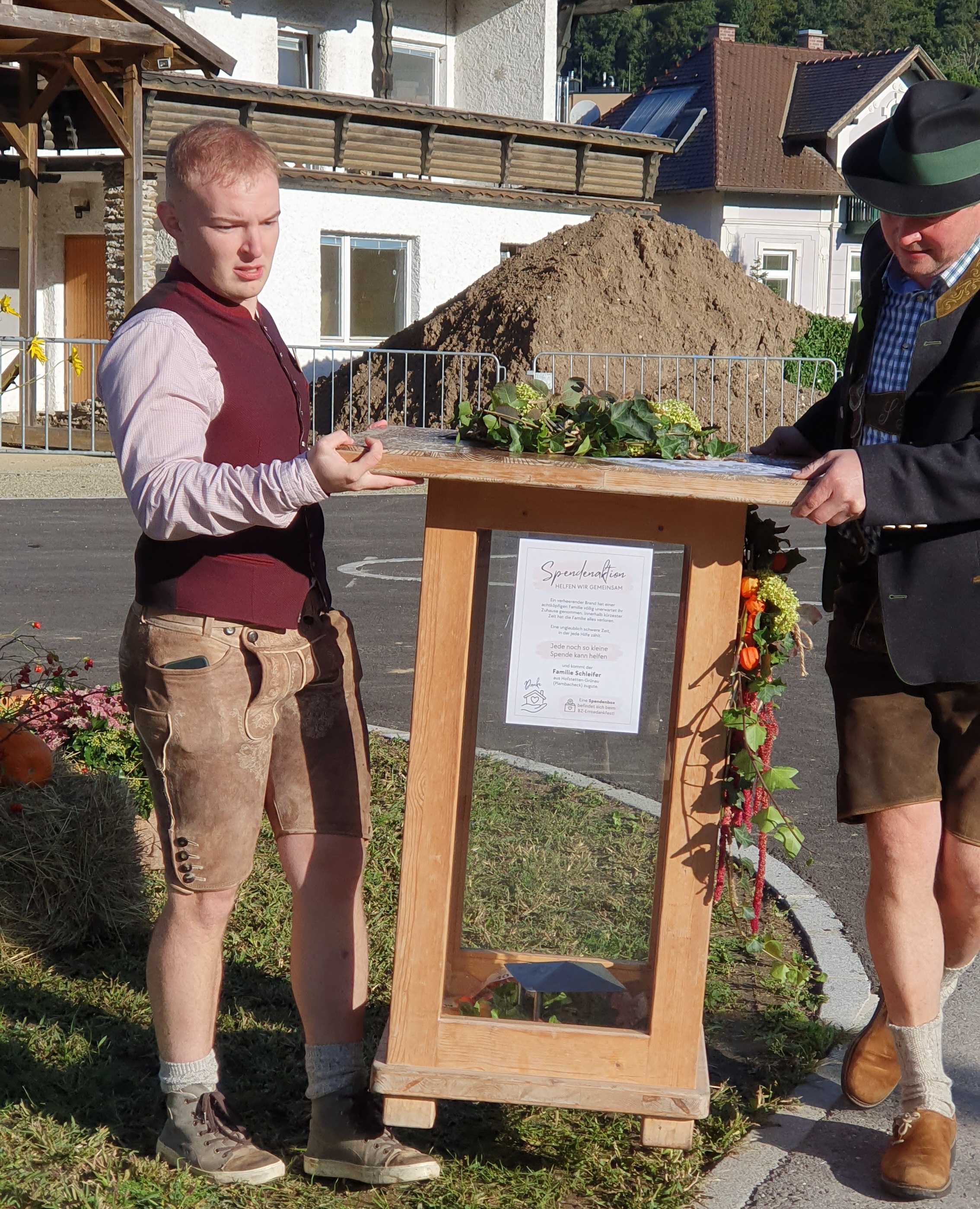 Spendenbox für die Familie vom Plambacheck / © Pfarre Rabenstein